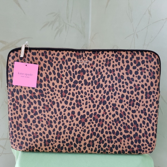 KATE SPADE SPENCER UNIVERSAL LAPTOP SLEEVE:NWT LEOPARD - Picture 1 of 10